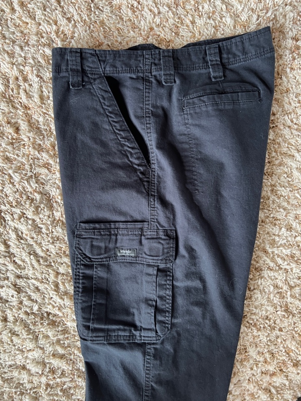Wrangler Relaxed Fit Cargo Black Pants with Red Logo Tag